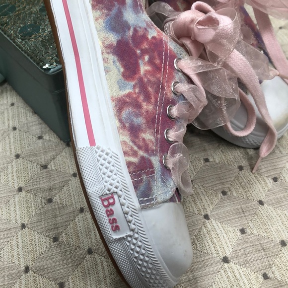 BASS GIRLS SUEDE ABSTRACT SNEAKER NEW - Picture 5 of 15